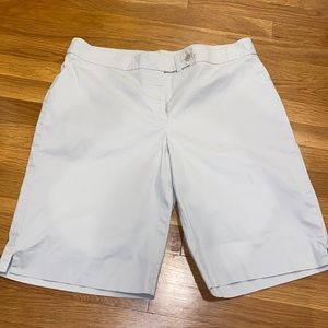 Jones New York - NWOT Bermuda shorts